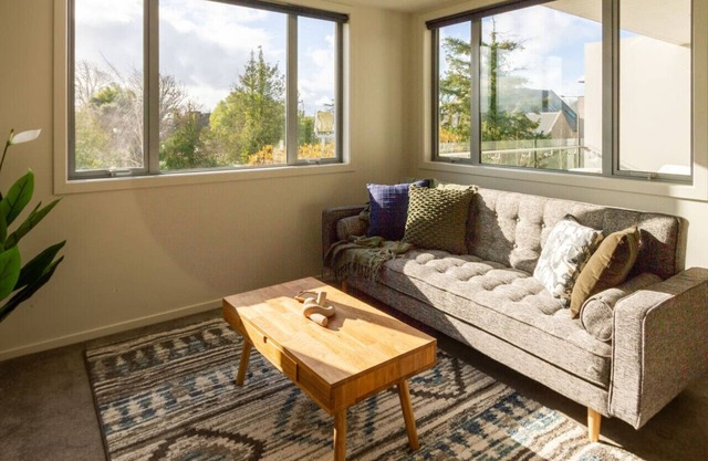 The Cozy Cocoon 1 bed 1 bath apartment
