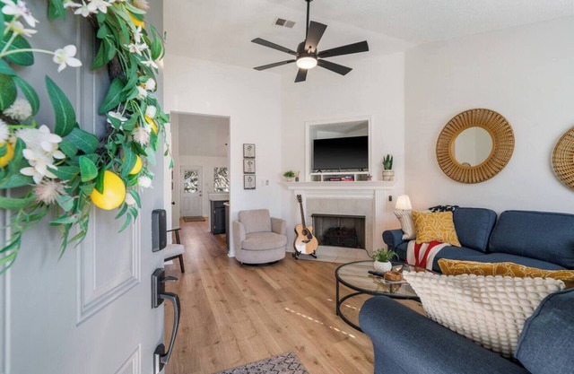 The Cozy Miss - Comfy Family-Friendly Southaven Bungalow - Peaceful Neighborhood