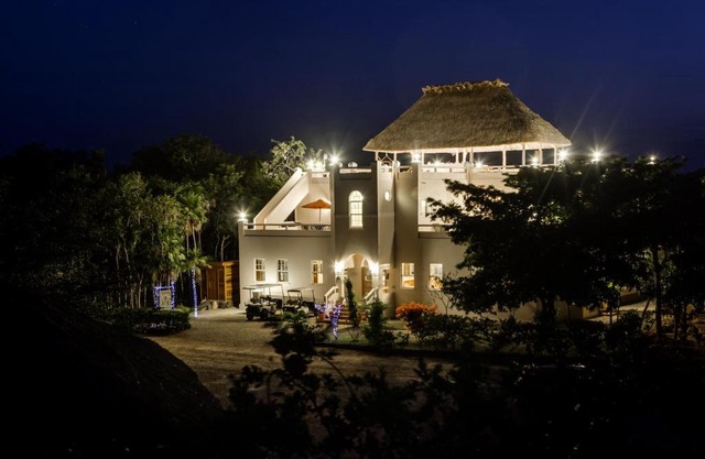 The Crimson Orchid Inn at Orchid Bay