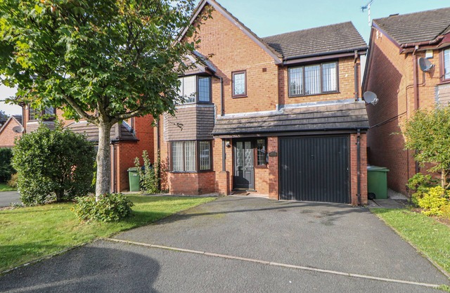 THE CROFT, NORTH STAFFORDSHIRE, pet friendly in Blythe Bridge