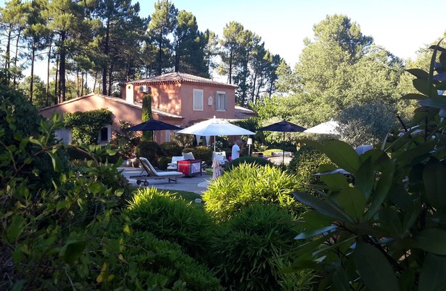 The Cubs. A paradise in the Luberon near these beautiful hilltop villages.