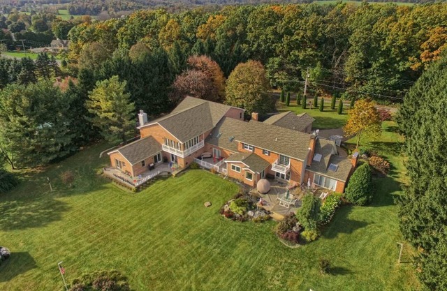 The East Wing @ The Kennedy Manor