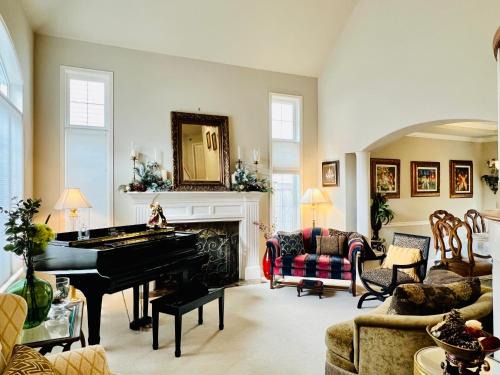 The Elegant & Cozy Retreat