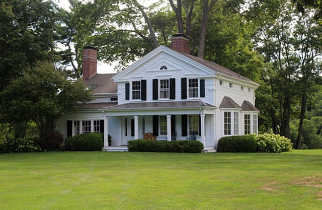 The Farm House w. Garden Cottage at Picardy Farms