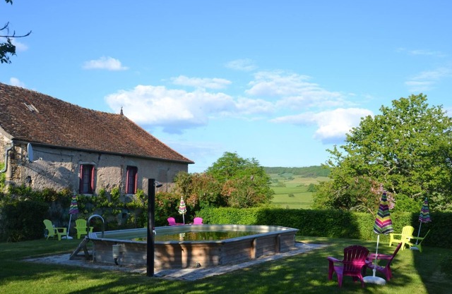 The Farm - SIGY-LE-CHATEL