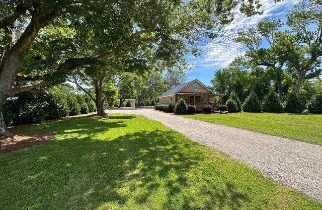 The Fishermans Paradise with 45' Boat Slip in Beaufort