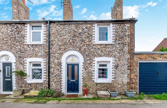 The Flint Cottages - Two Bedroom House, Sleeps 3