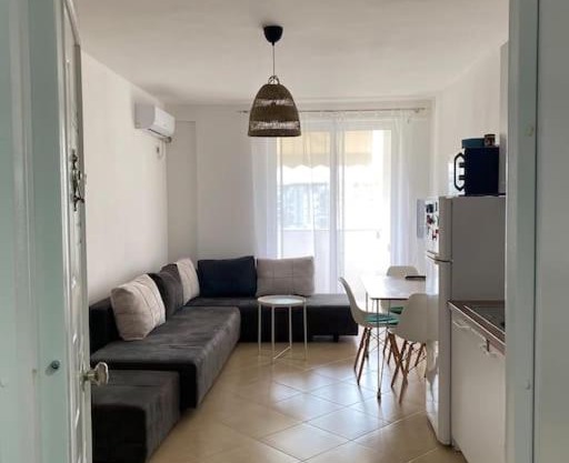 The Flip-Flop Apartment