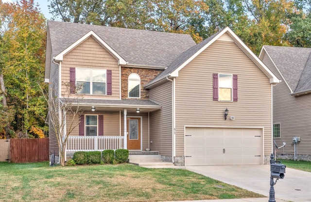 The Fox House (615 Fox Path) | Spacious 3-Bedroom Home in Clarksville, TN