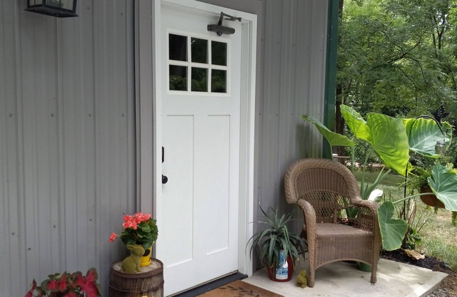 The Garage B & B -Lititz