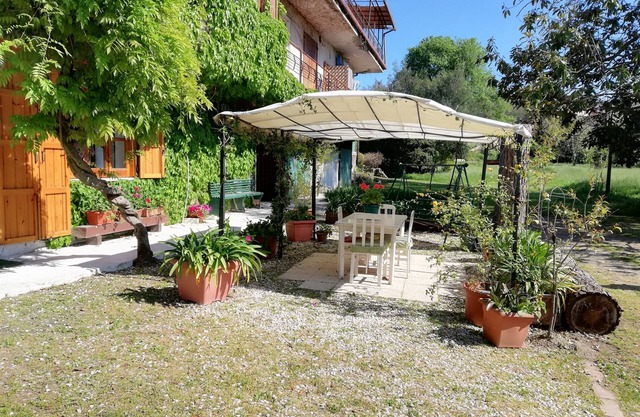 The garden of Jole country House