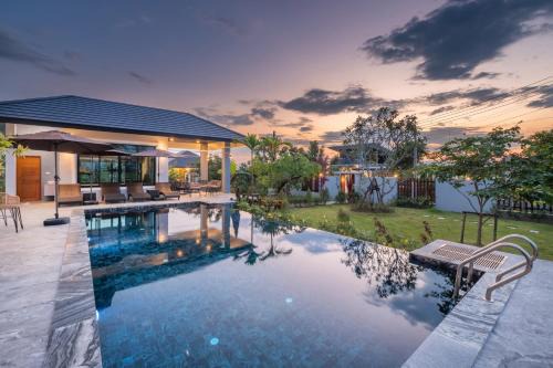 The garden pool villa resort at Doi Saket