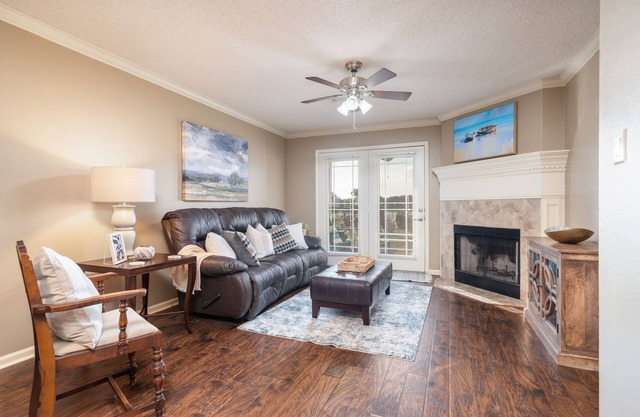 The Getaway.your perfect place to unwind - with hot tub just for guests.