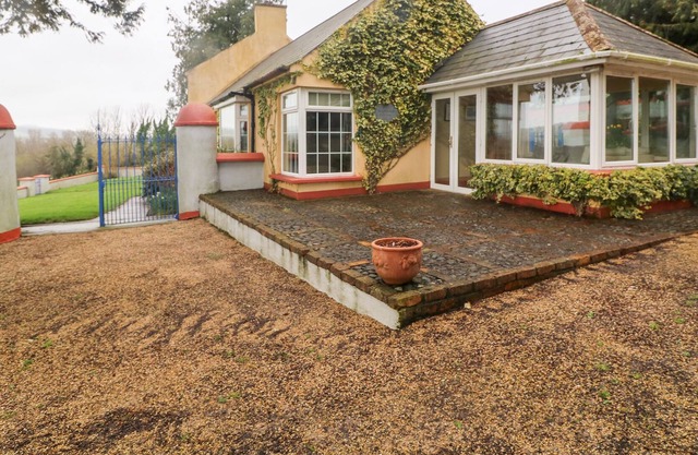 THE GRANARY, pet friendly in Lismore, County Waterford
