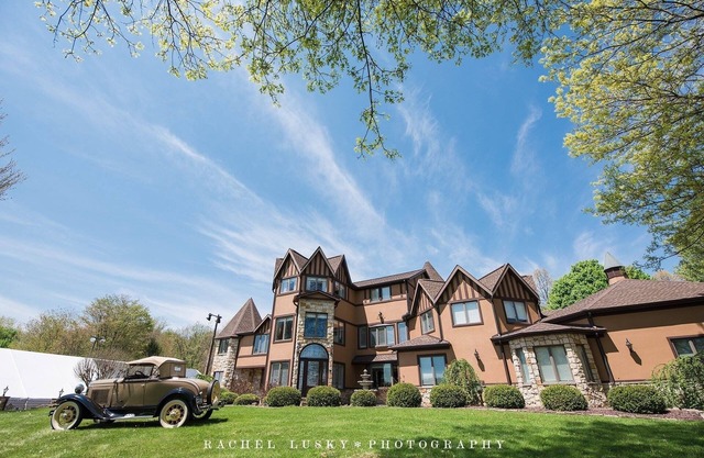 The Grand Estate in Freeport PA just NE of Pittsburgh Pa Private Pool