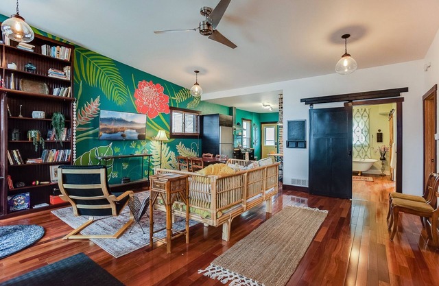 The Grocery Store Unique Renovation 2BR in Kingfield