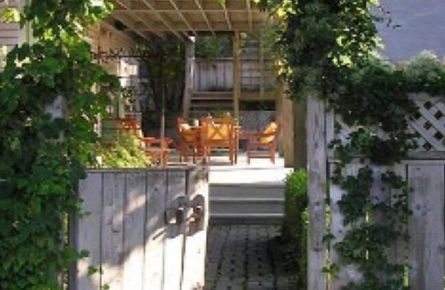 The Guesthouse Perrysburg-East side