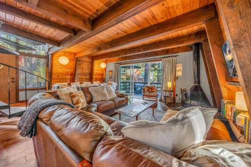 The Haus of Pine A Vintage Tahoe Cabin