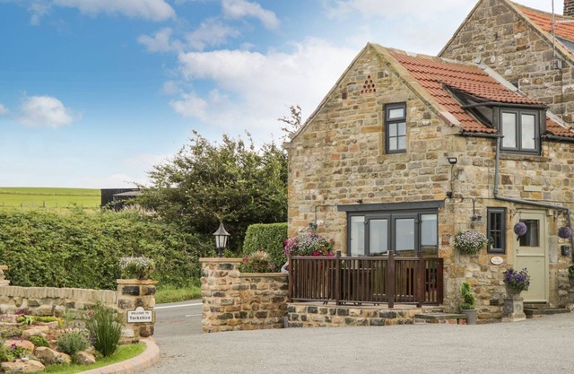 THE HAYSHED, pet friendly, character holiday cottage in Hawsker