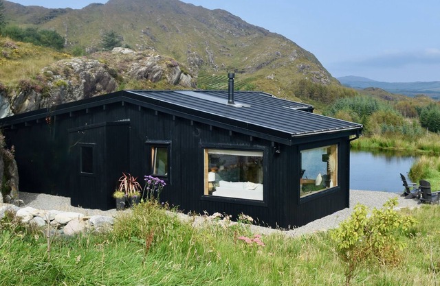The Hidden Haven at Derry Duff - An Exquisite Farm Stay in Stunning West Cork