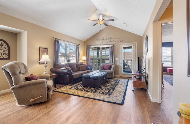 The Hogue Penthouse – Unwind and Relax
