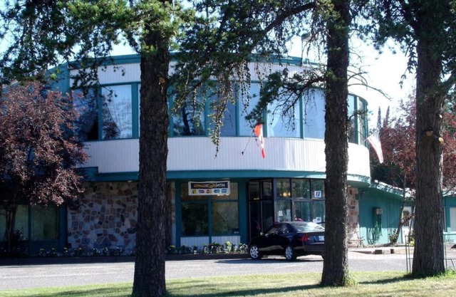 The Hotel at Falcon Lake
