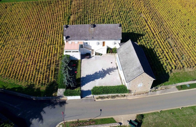 The house Montrachet - house in the heart of the vineyards in Chassagne-Montrachet