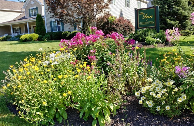 The Inn At Houghton Creek