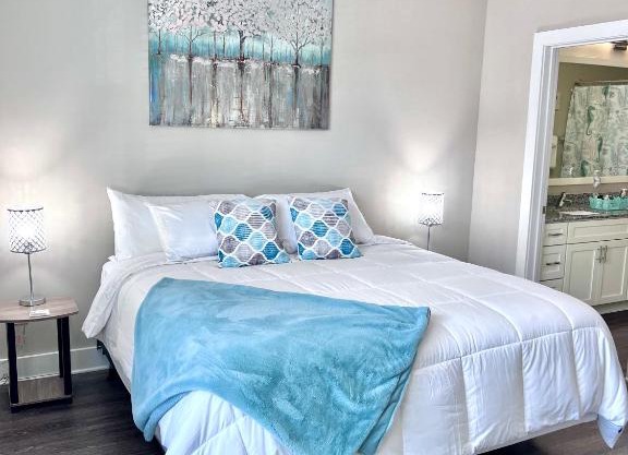 The King & Queen Suite