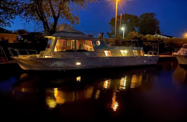 The Lily Pad Boatel Houseboat