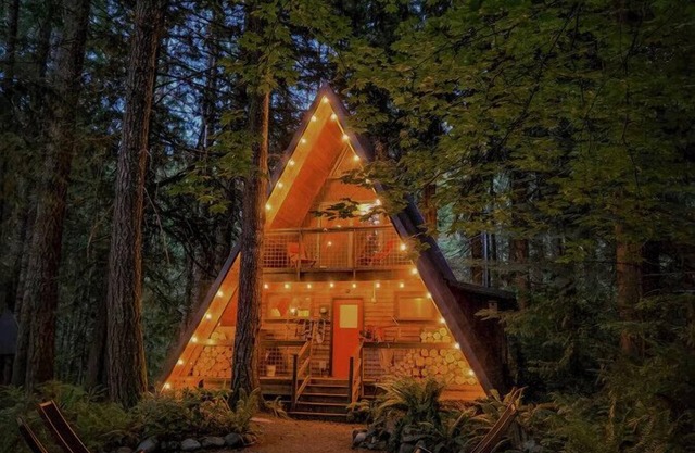 The Little Owl Cabin at Mt. Rainier
