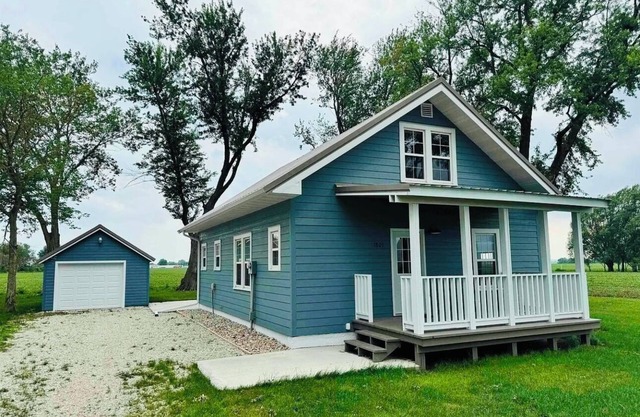 The Loess Hills Cottage