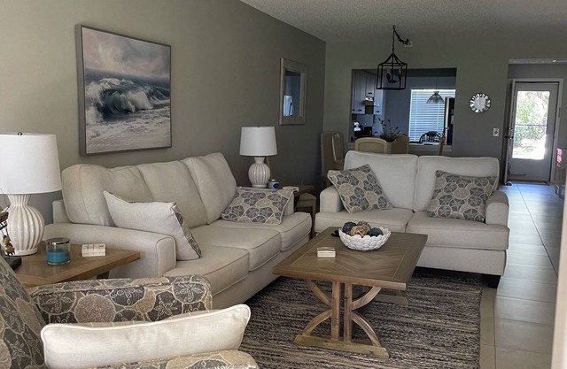 The Meadows Country Club 2 bedroom & 2 bath 1st floor condo.