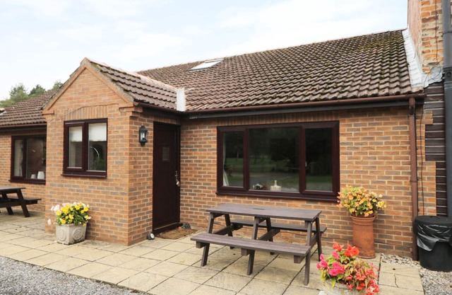 THE MILKING PARLOUR, family friendly, with a garden in York