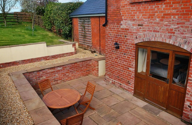 The Mill - Luxury barn conversion on two levels