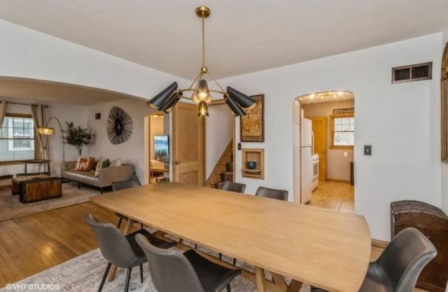 The Monroe-Cozy Vintage Midcentury Modern Bungalow