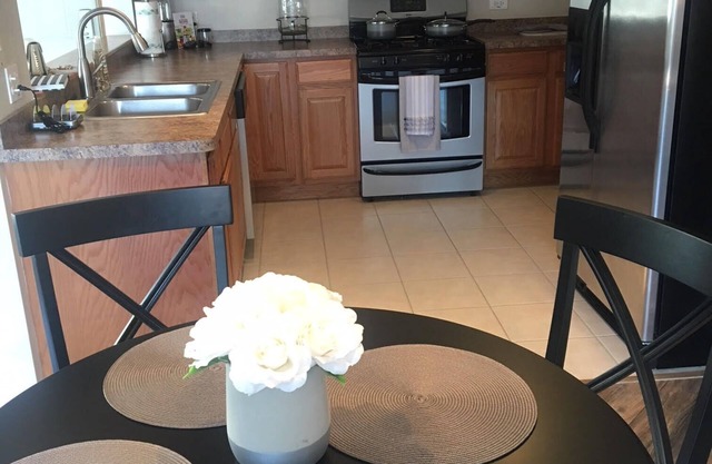 The New SHOW STOPPER Brand new spacious beauty ready to enhance your stay !