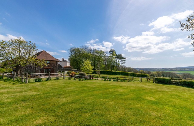The Old Granary - Four Bedroom House, Sleeps 7