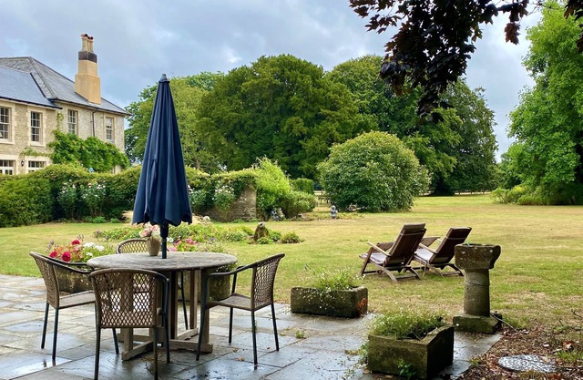 The Old Rectory Lodge sleeps 4 guests in 2 bedrooms