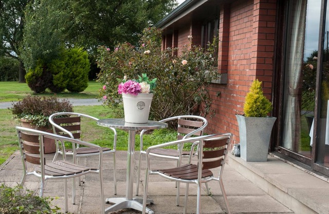 The Old Schoolhouse Inn
