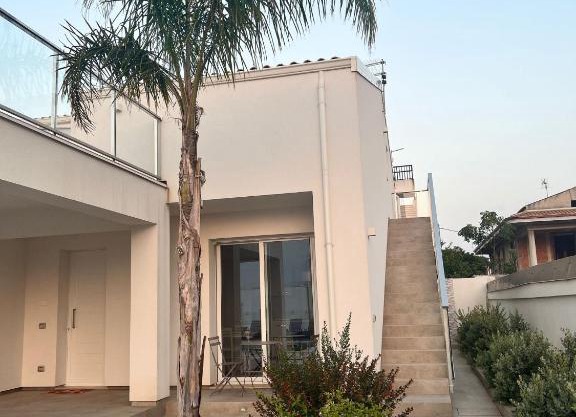 The Onames Inn colors