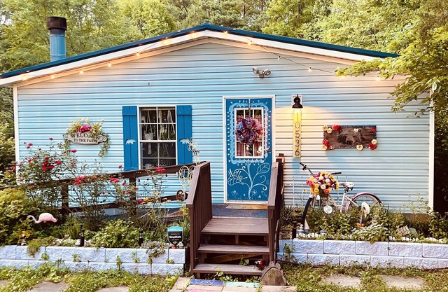 The Orchard Cottage at Bear Creek Ridge Farm