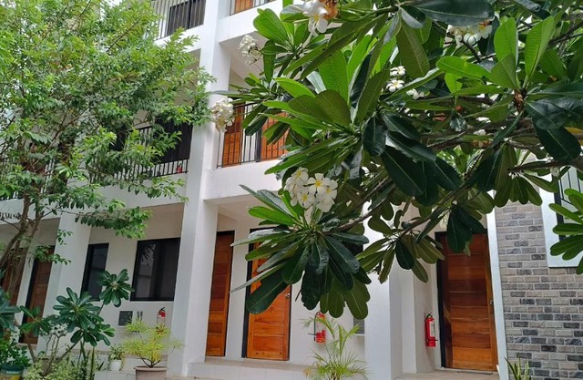 The Palines Apartment Hotel