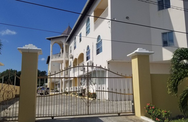 The palm is one bed room apartment