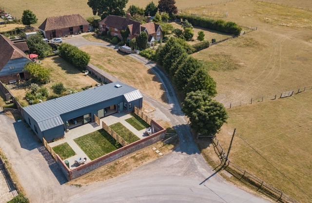 The Parlour - a holiday let by Bloom Stays that sleeps 4 guests in 2 bedrooms