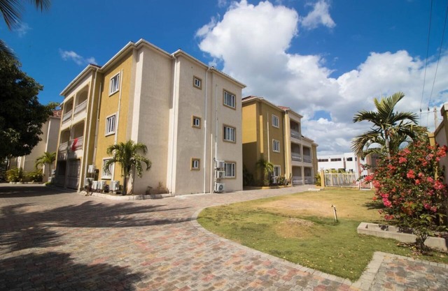 The Pearl at The Pearls of Liguanea