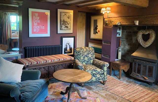The perfect village get-away, with places to go on the doorstep!
