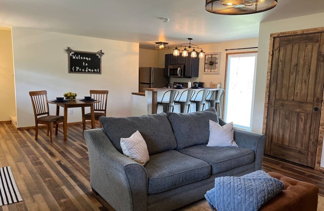 The Piedmont Cabin - LPM