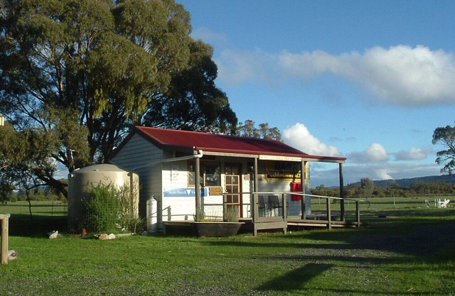 "The Post Office" Old Dadswell Town.n
