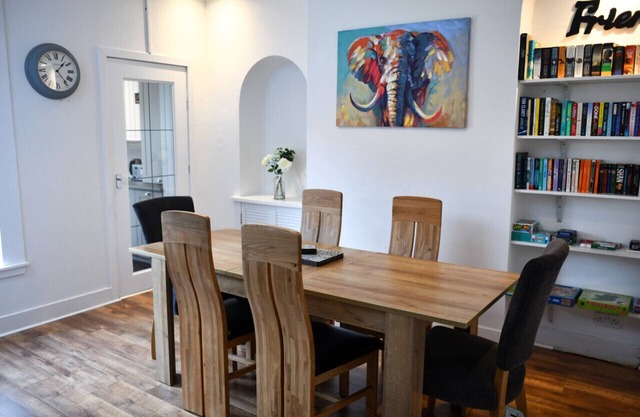 The Prestwick Pad - 4 bed Detached Villa